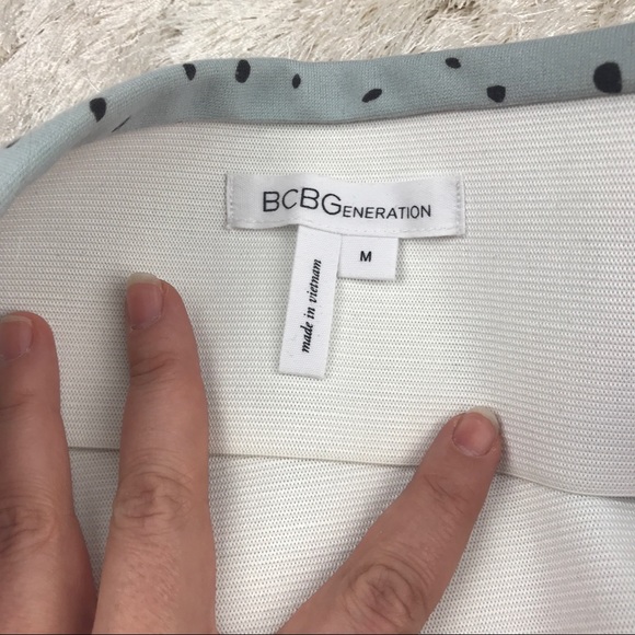 NWOT BCBGeneration Elastic Mini Skirt - Size M - Picture 2 of 4